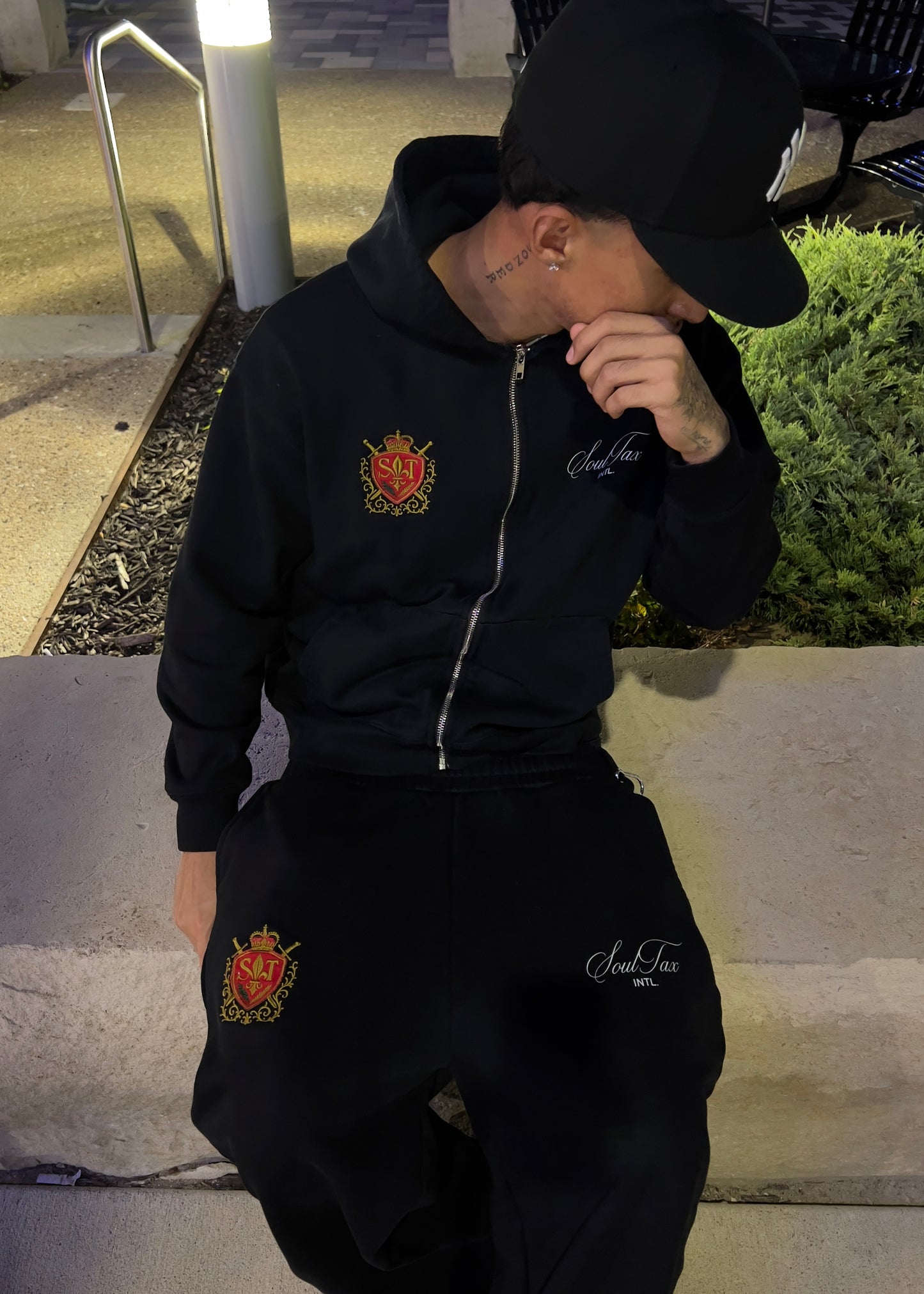 Crownspire Black Sweatpants